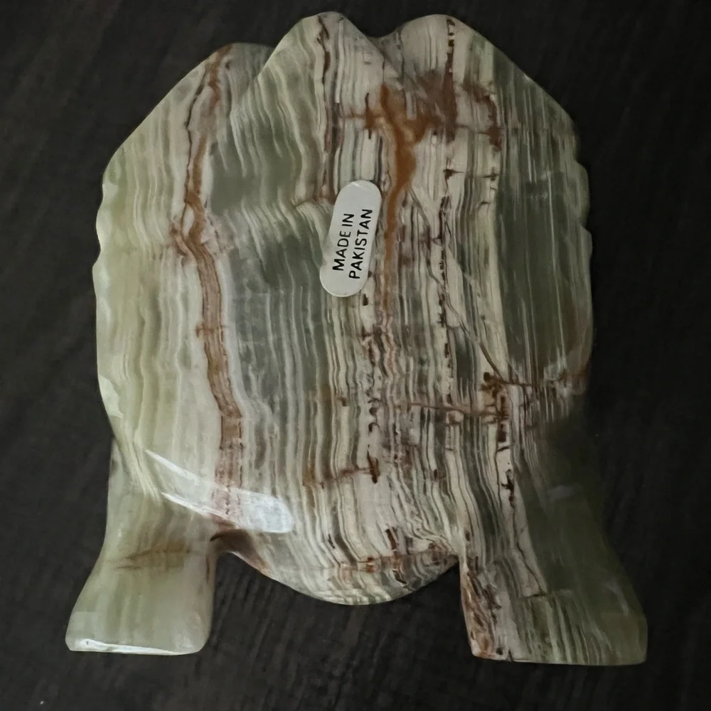 Hand-carved Onyx Frog